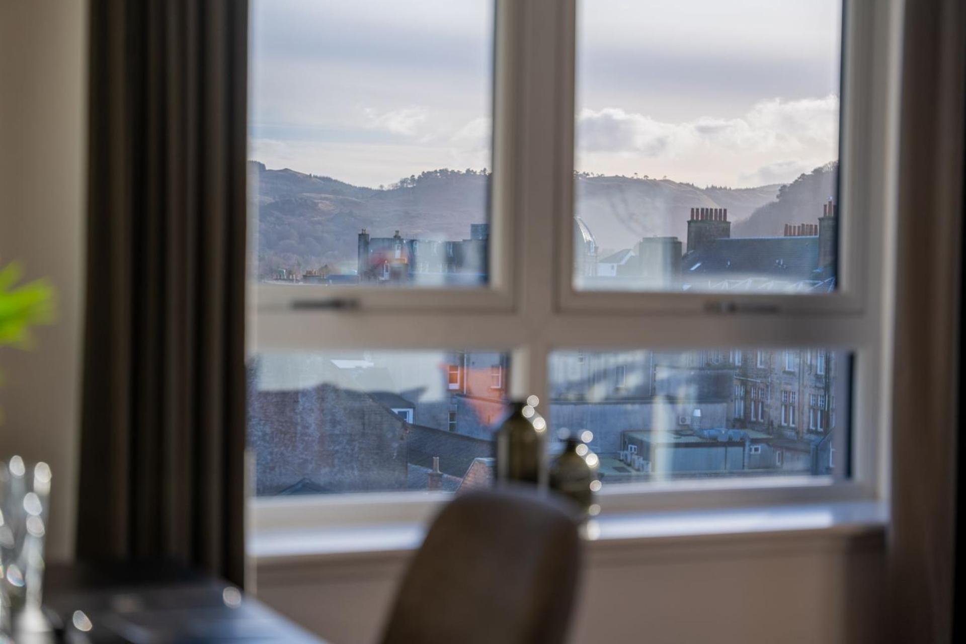 Ledaig Apartment Обан Экстерьер фото
